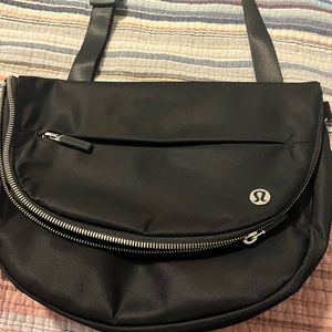Lululemon bag